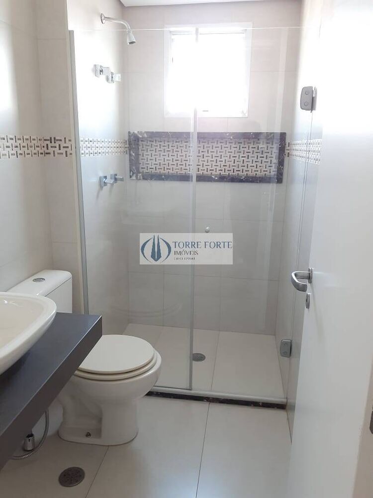 Apartamento à venda com 3 quartos, 123m² - Foto 2