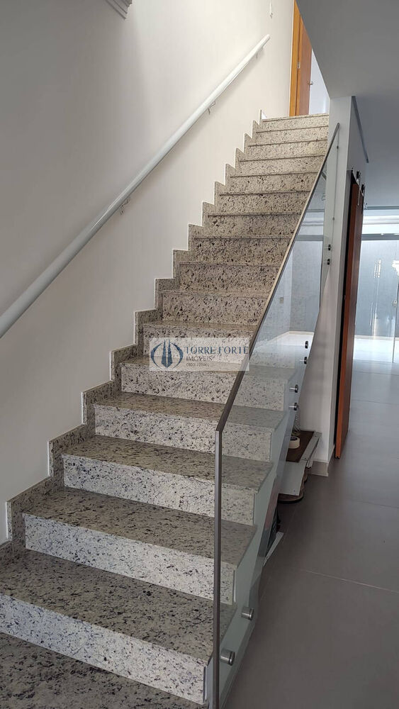 Casa, 3 quartos, 115 m² - Foto 1