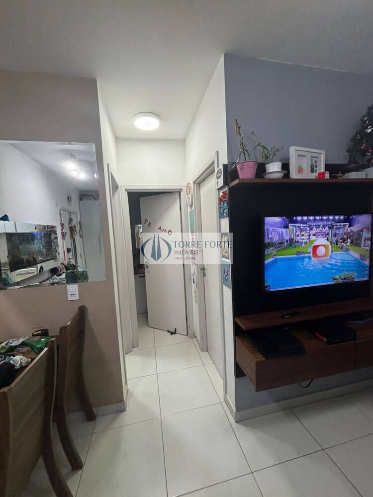 Apartamento à venda com 2 quartos, 60m² - Foto 1