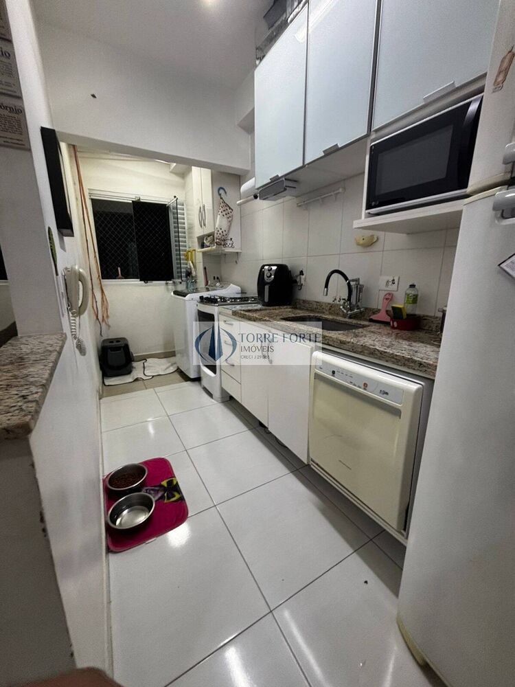 Apartamento à venda com 2 quartos, 60m² - Foto 4