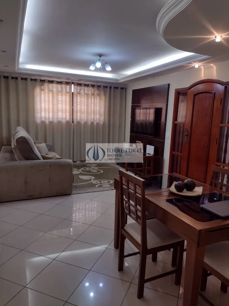 Casa, 4 quartos, 180 m² - Foto 1