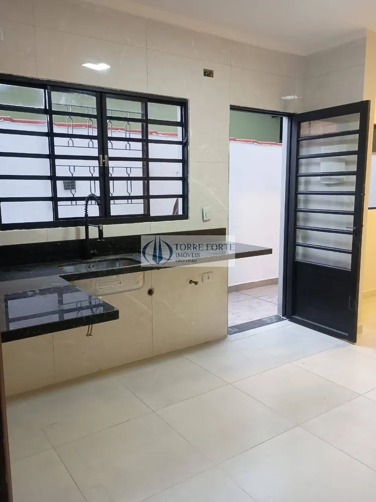 Casa, 3 quartos, 135 m² - Foto 2