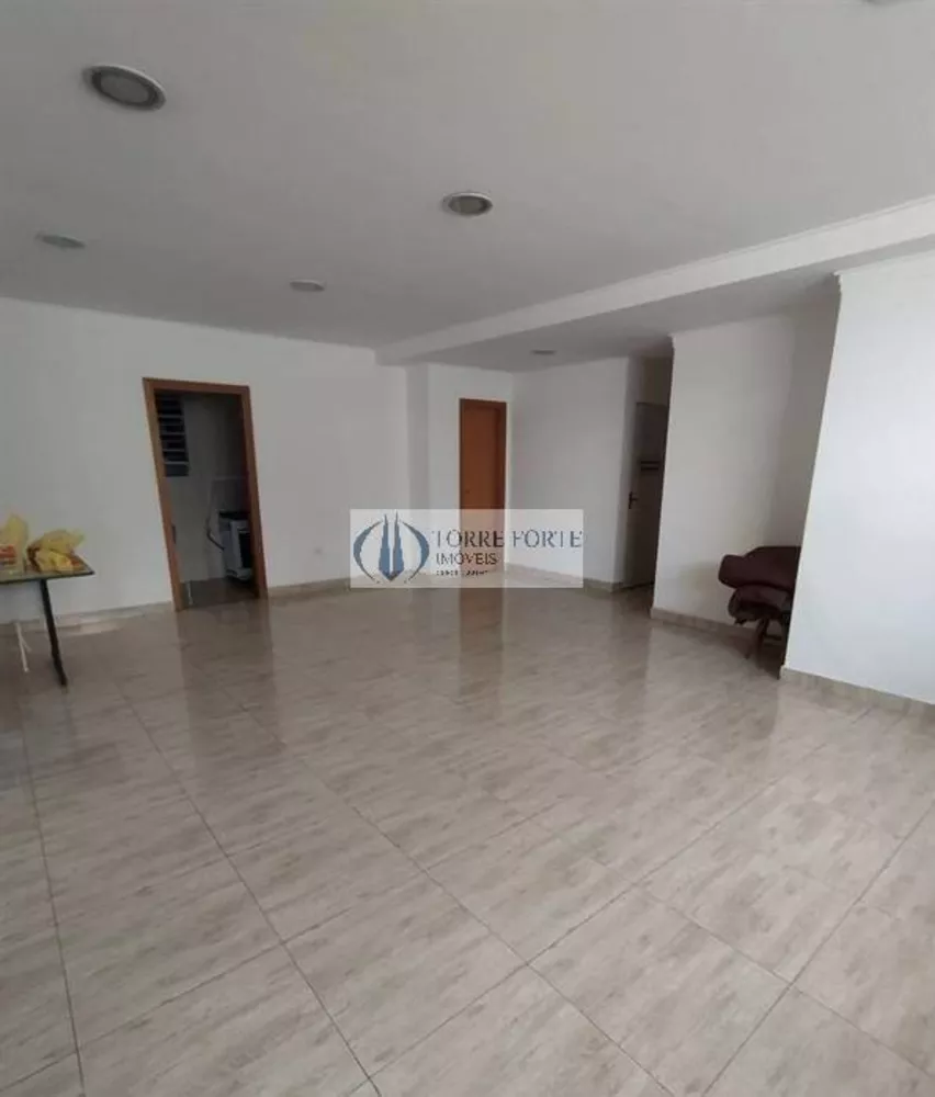 Apartamento à venda com 3 quartos, 85m² - Foto 2