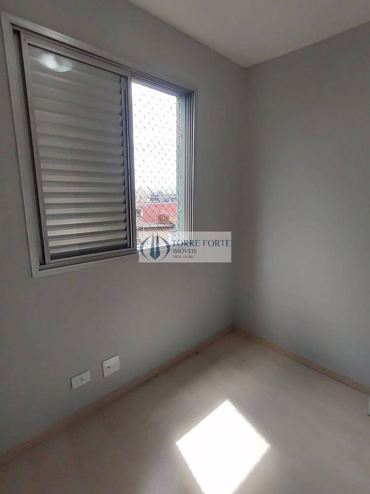 Apartamento à venda com 3 quartos, 70m² - Foto 4