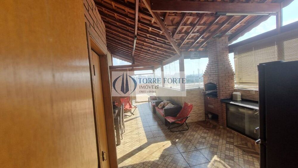Cobertura à venda com 3 quartos, 135m² - Foto 2