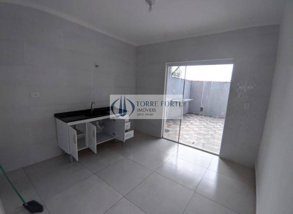 Casa, 2 quartos, 70 m² - Foto 2