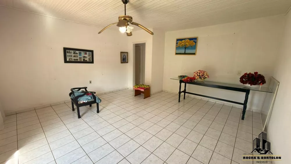 Casa, 3 quartos, 186 m² - Foto 2