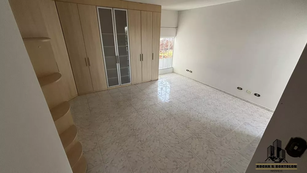 Sobrado, 3 quartos, 450 m² - Foto 1