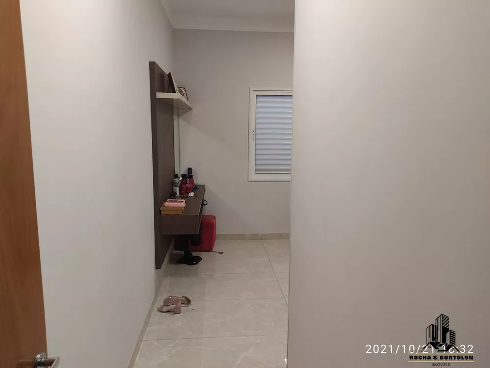 Casa à venda com 3 quartos, 201m² - Foto 10