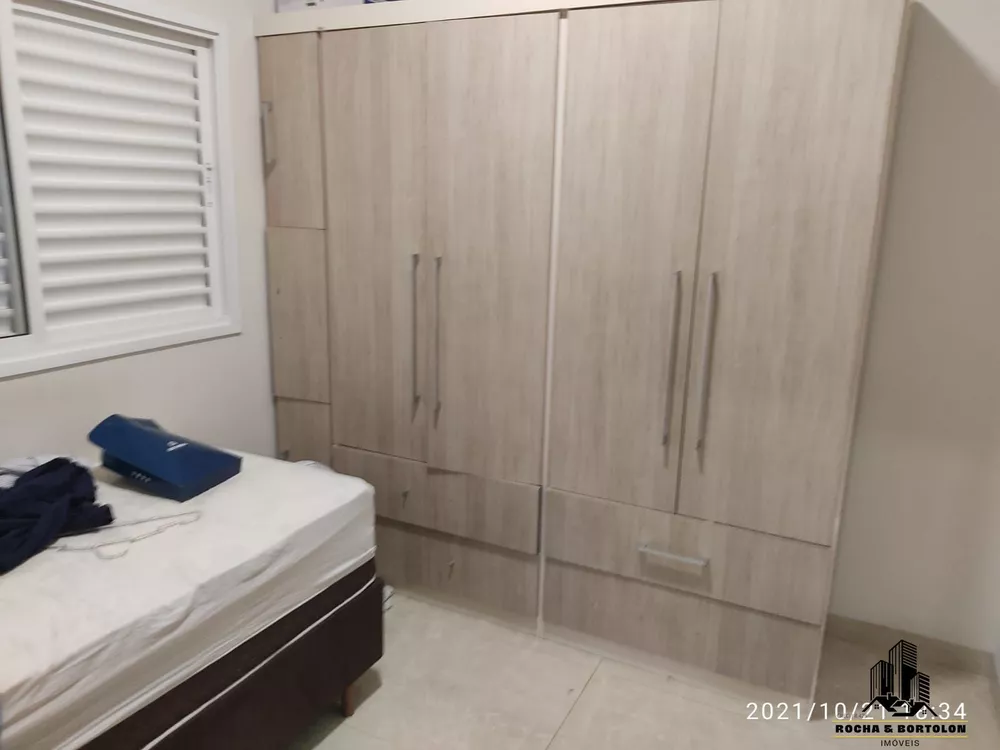 Casa à venda com 3 quartos, 201m² - Foto 14