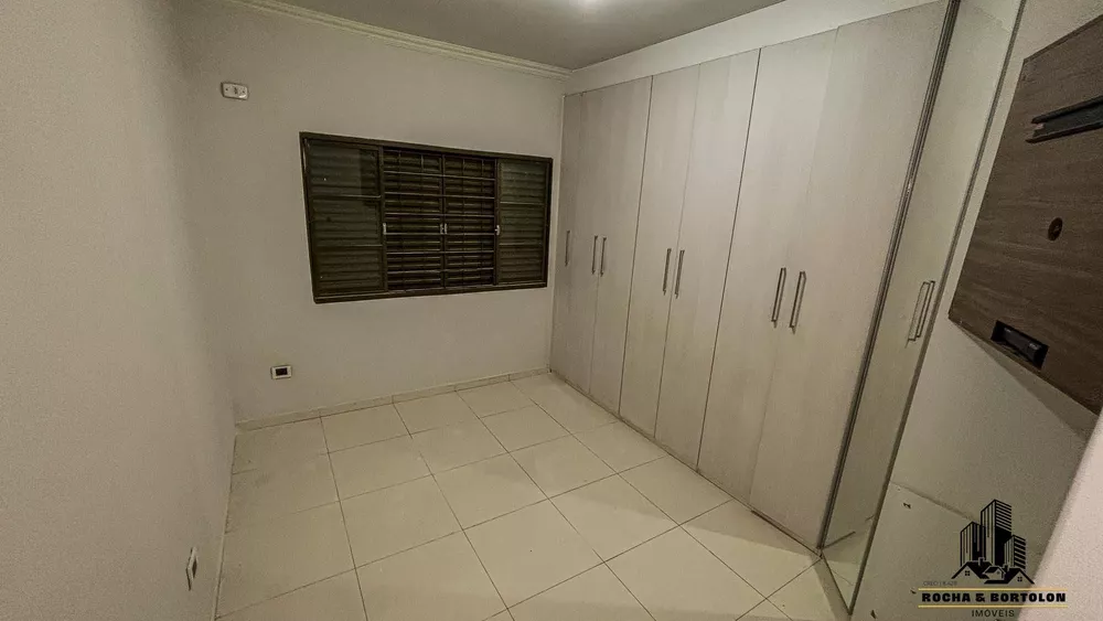 Casa, 3 quartos, 296 m² - Foto 2