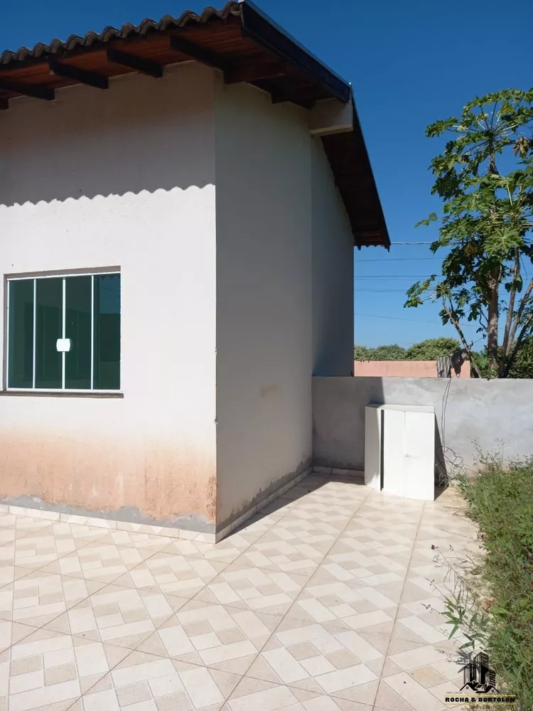 Casa à venda com 3 quartos, 74m² - Foto 12