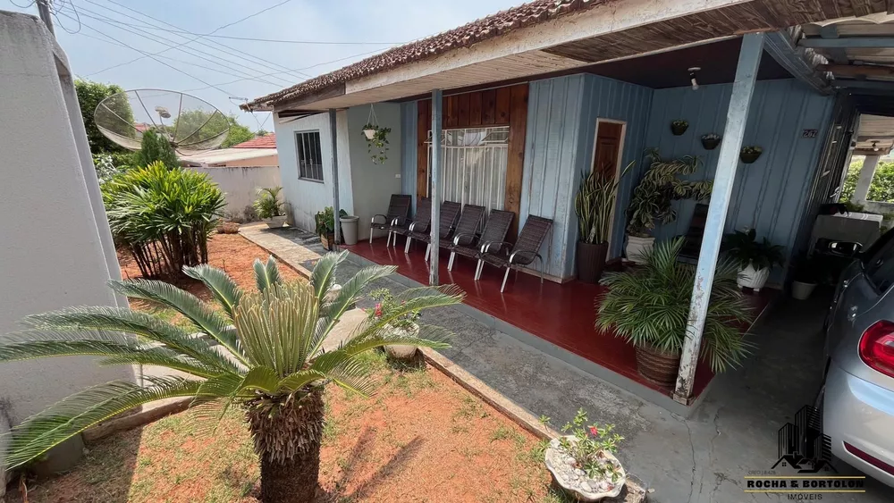 Casa à venda com 3 quartos, 150m² - Foto 2