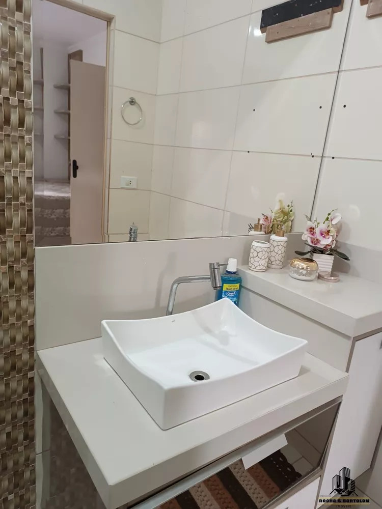 Casa, 2 quartos, 200 m² - Foto 1