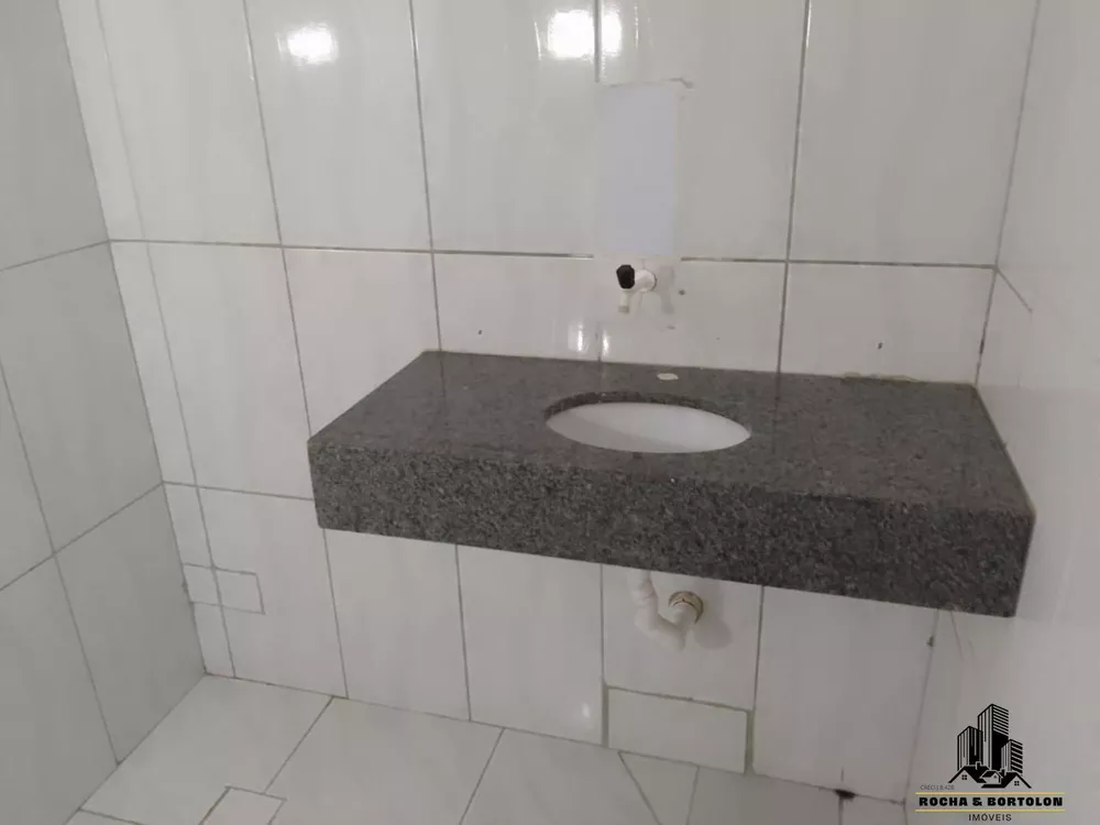 Apartamento para alugar com 3 quartos, 140m² - Foto 2