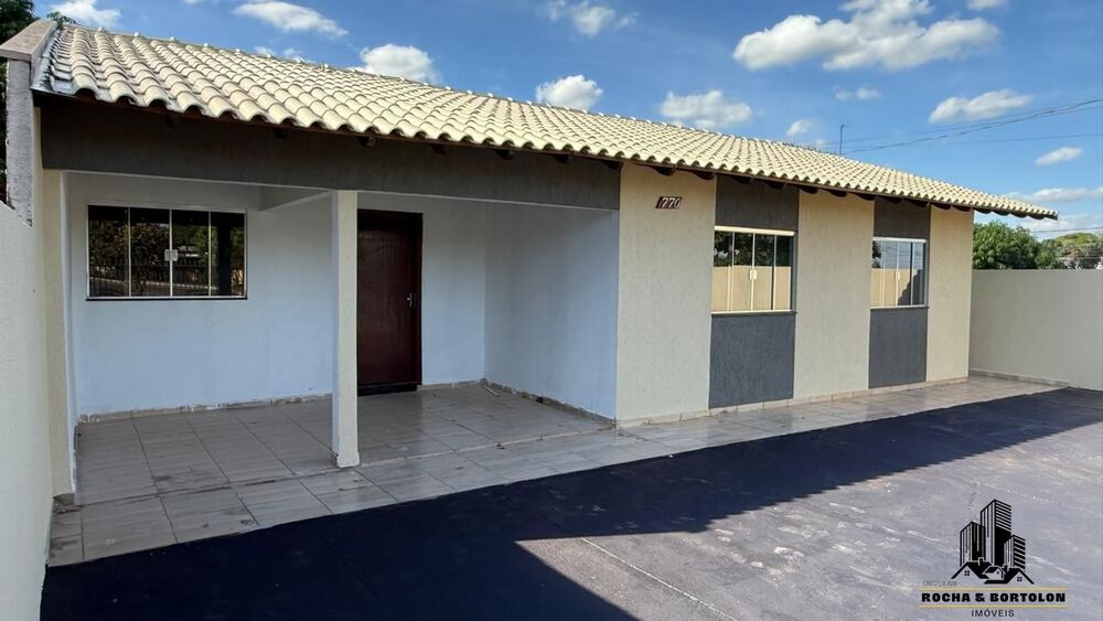 Casa à venda com 3 quartos, 190m² - Foto 2