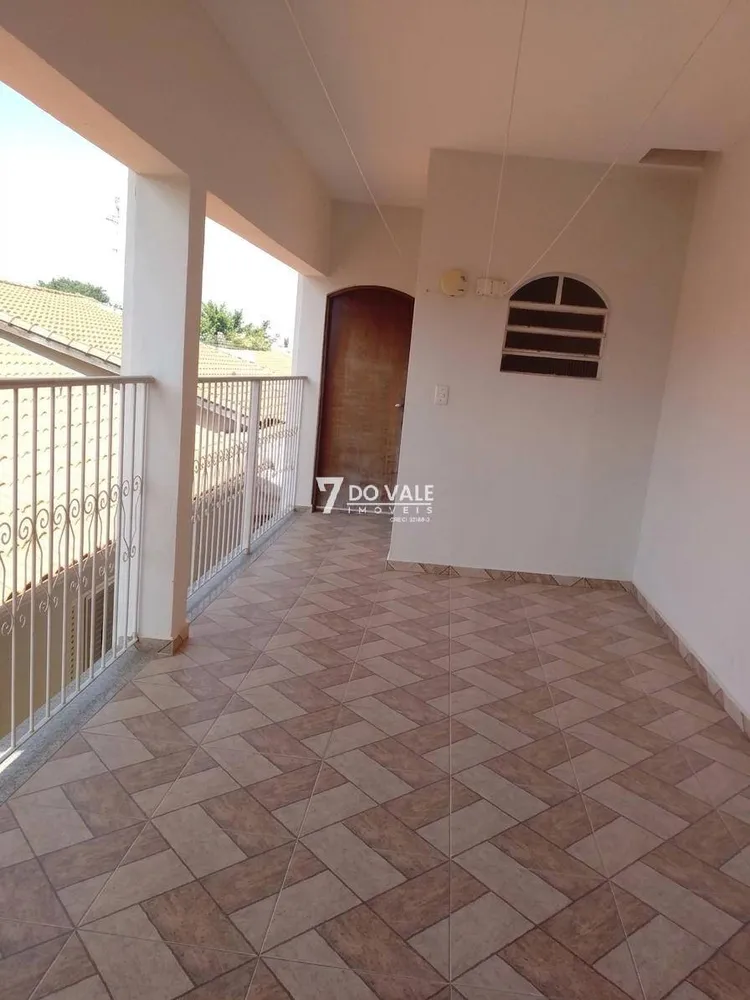 Casa, 4 quartos, 212 m² - Foto 3