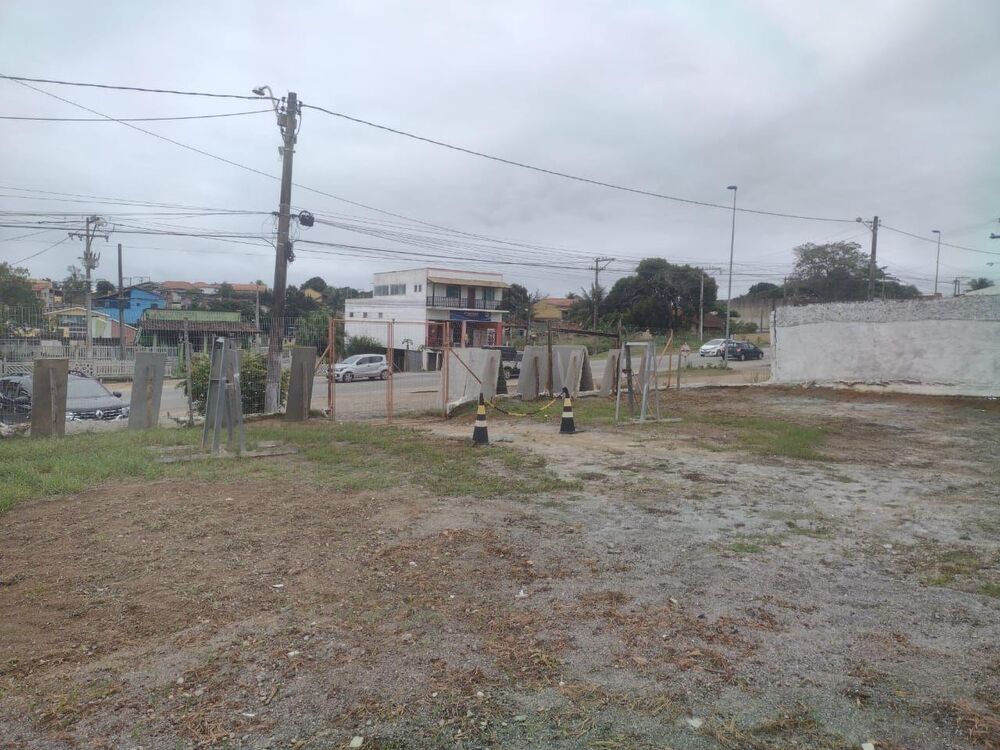 Terreno à venda, 1800m² - Foto 1