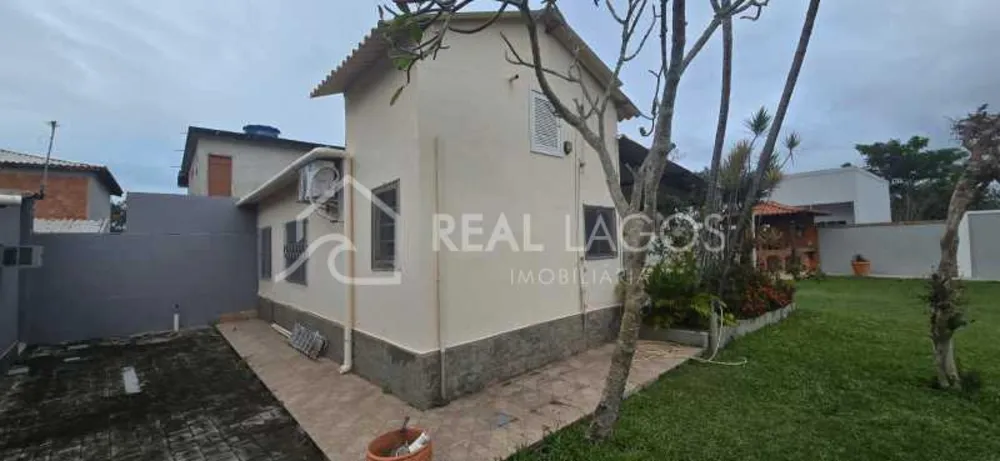 Casa, 5 quartos, 235 m² - Foto 1