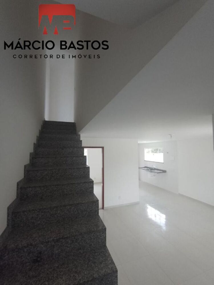 Sobrado à venda com 3 quartos, 75m² - Foto 2