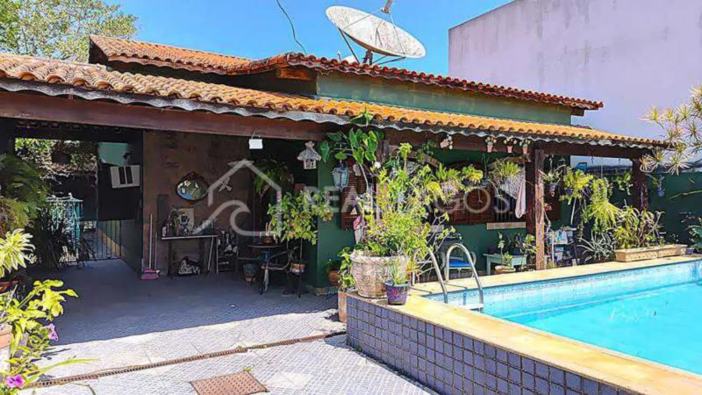 Casa, 3 quartos, 216 m² - Foto 1