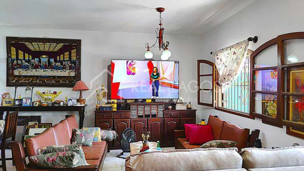 Casa, 3 quartos, 216 m² - Foto 2