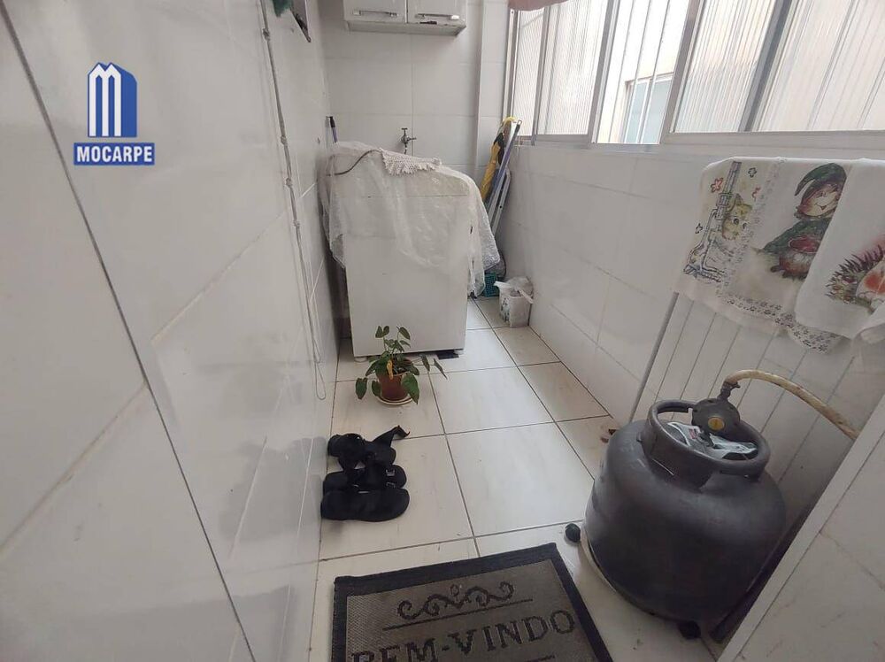 Apartamento à venda com 2 quartos, 66m² - Foto 15