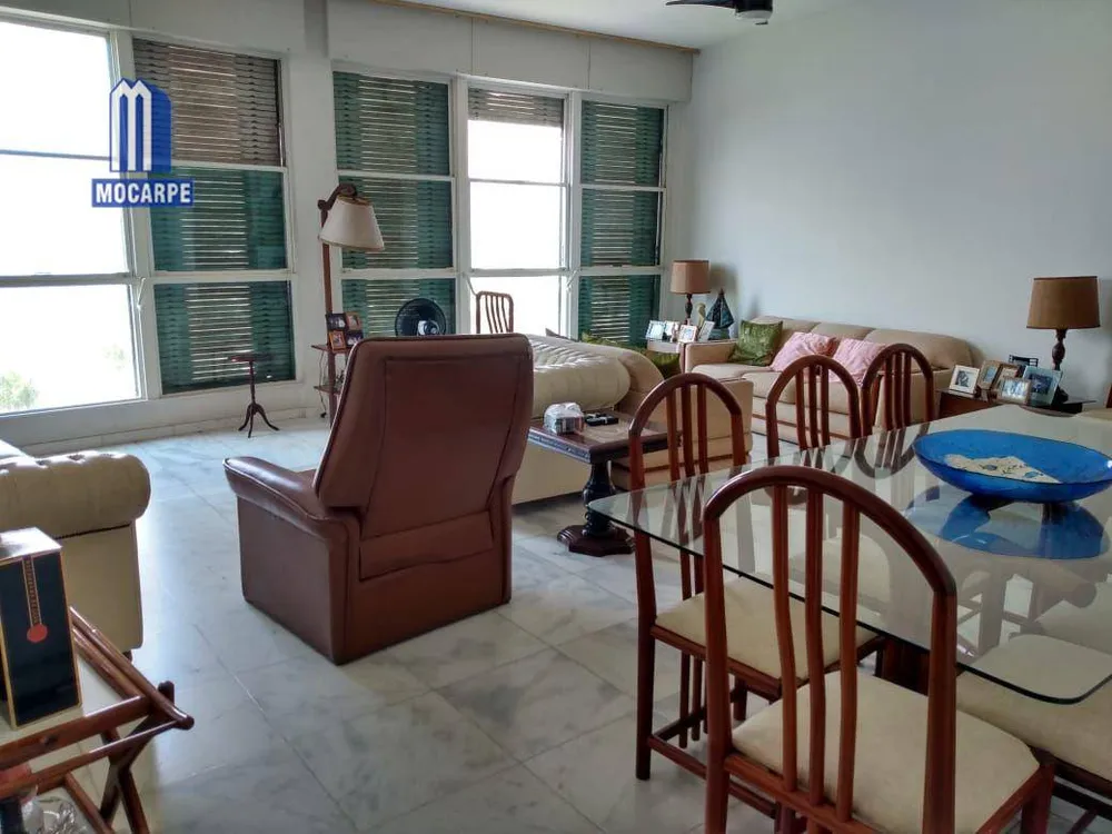 Apartamento, 3 quartos, 230 m² - Foto 2