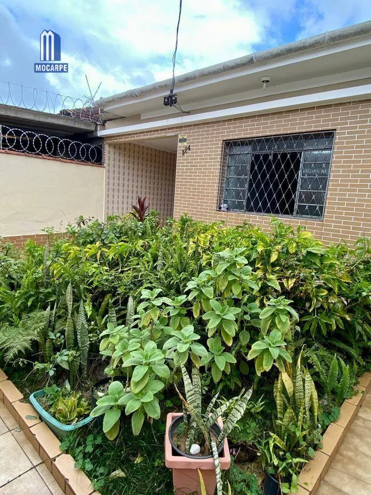 Casa, 3 quartos, 258 m² - Foto 1