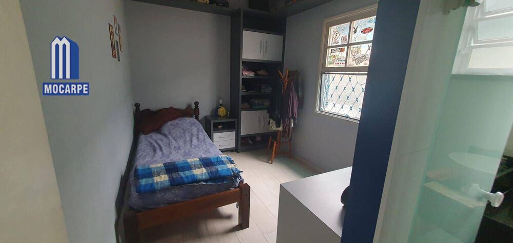 Casa à venda com 3 quartos, 174m² - Foto 4