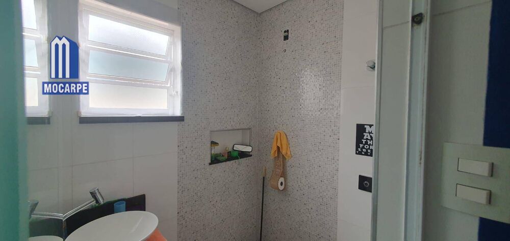 Casa à venda com 3 quartos, 174m² - Foto 3