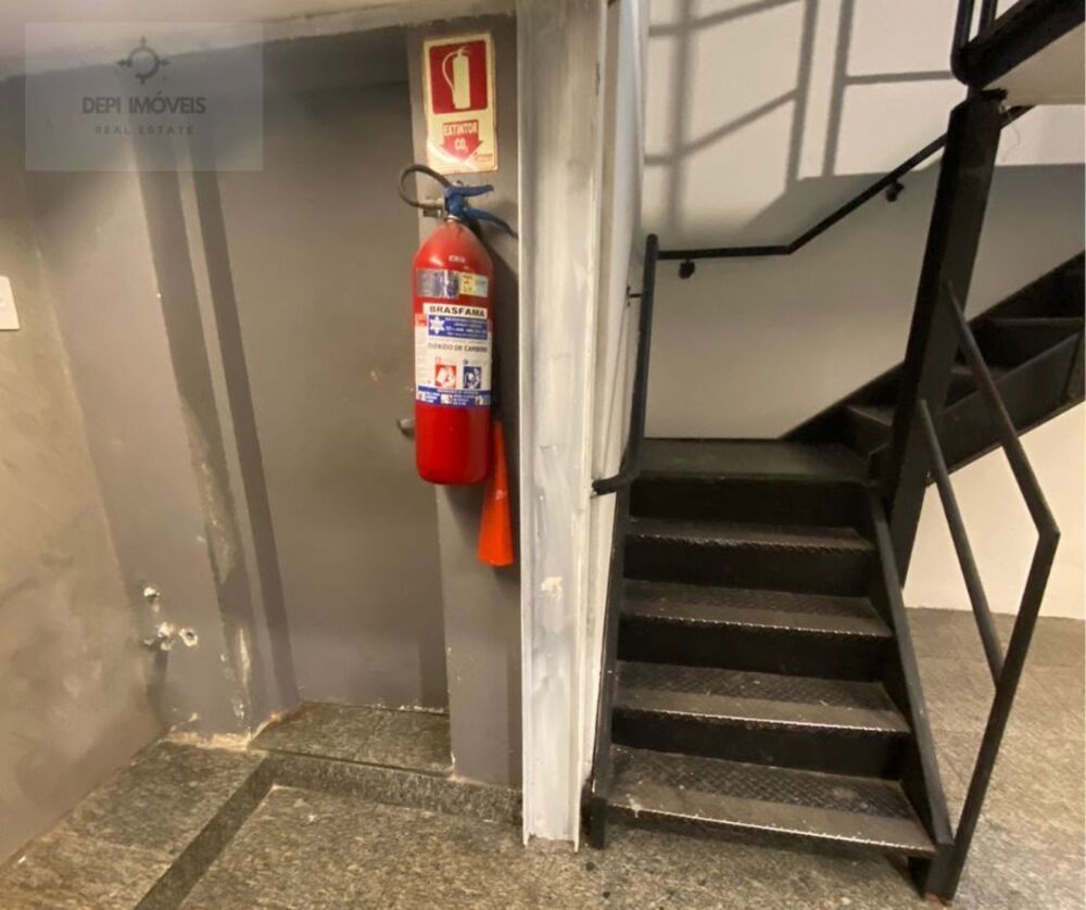 Loja-Salão para alugar com 1 quarto, 101m² - Foto 5