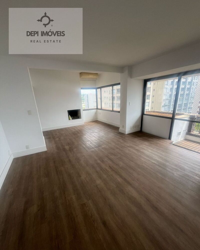 Apartamento para alugar com 4 quartos, 250m² - Foto 7