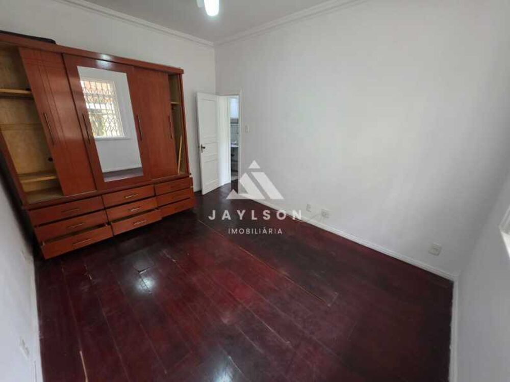 Apartamento à venda com 2 quartos, 70m² - Foto 8