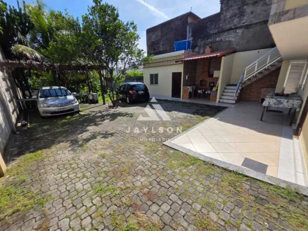 Casa, 5 quartos, 144 m² - Foto 2