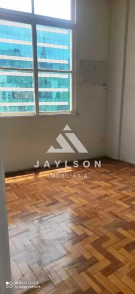 Apartamento à venda com 1 quarto, 32m² - Foto 1