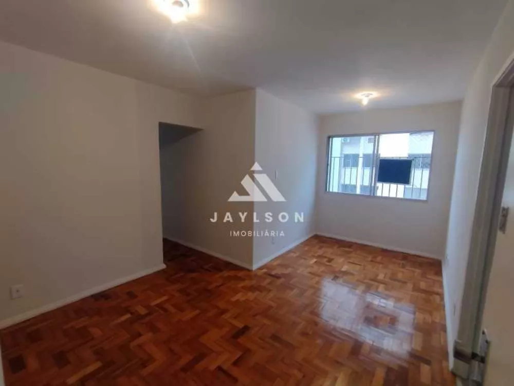 Apartamento à venda com 3 quartos, 55m² - Foto 3