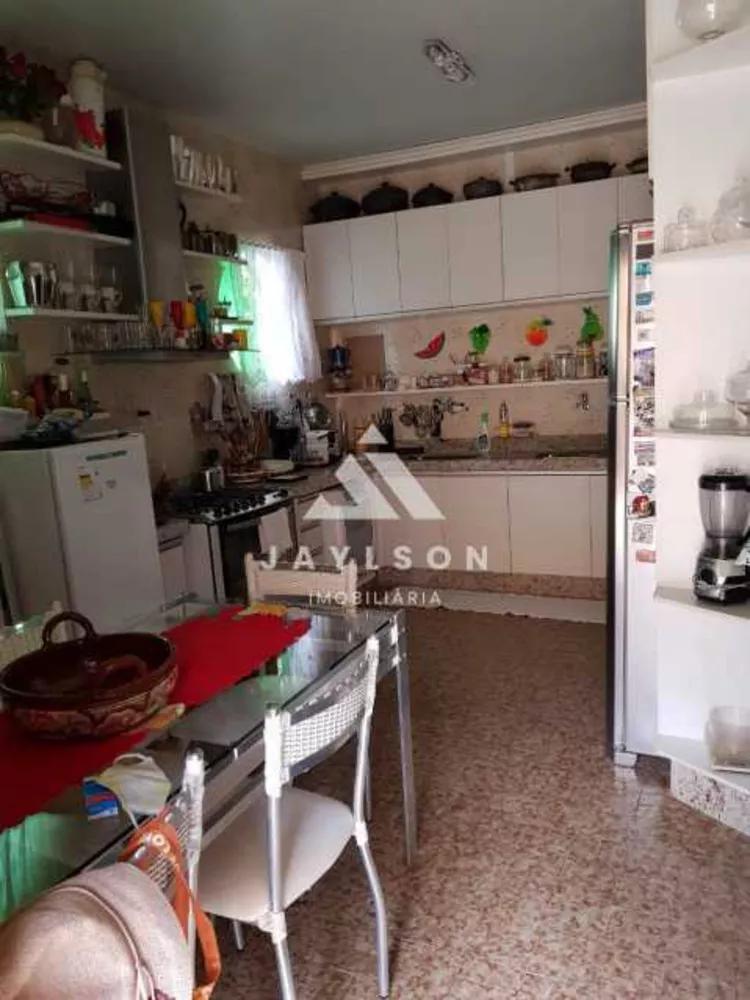 Casa, 6 quartos, 258 m² - Foto 22