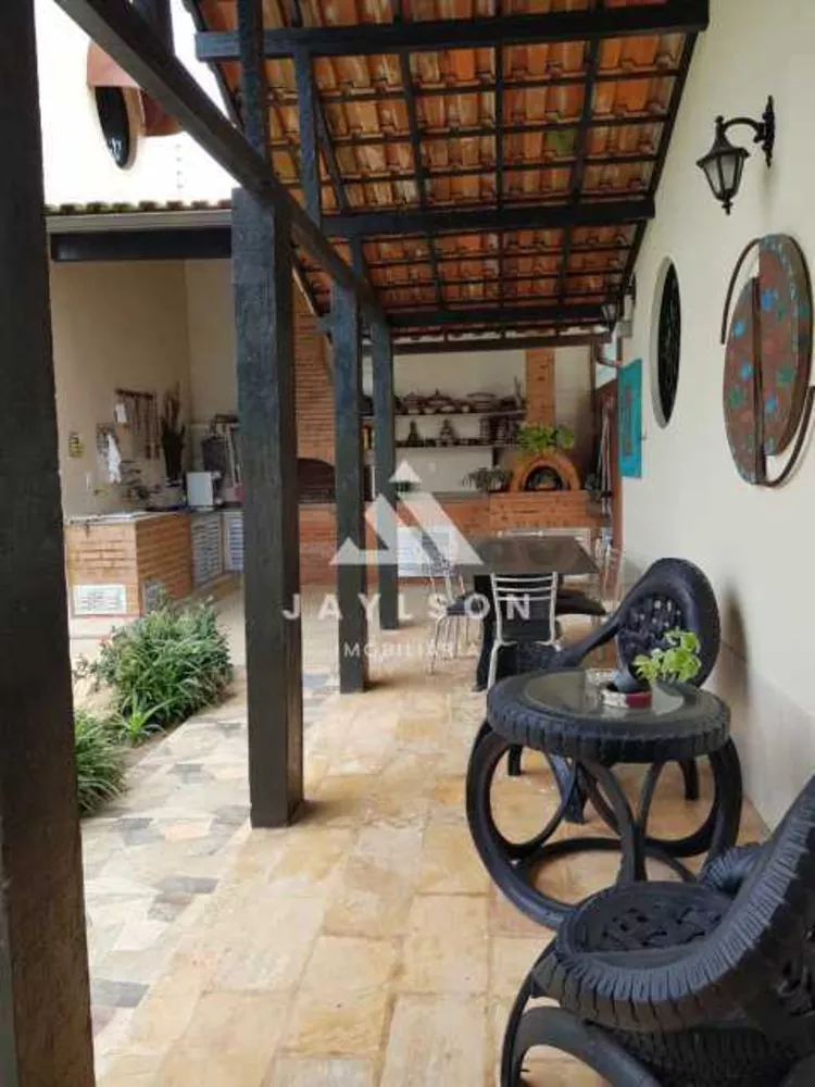 Casa, 6 quartos, 258 m² - Foto 23