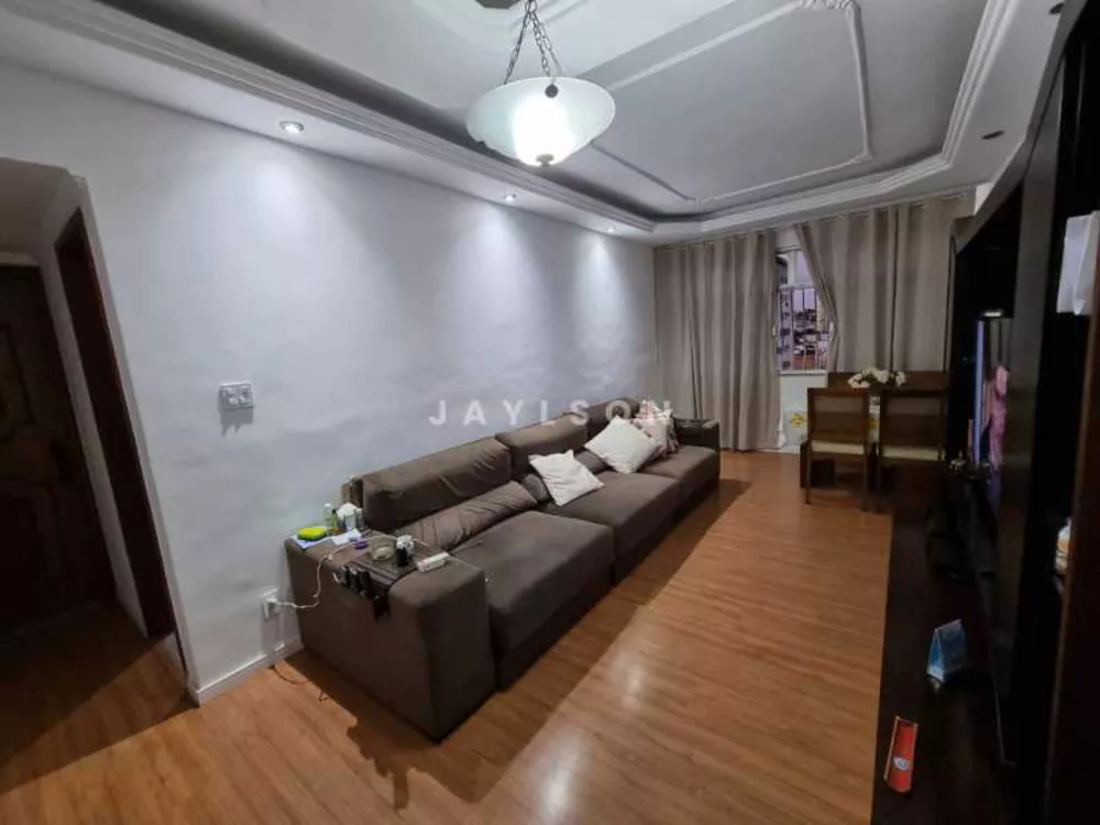 Apartamento à venda com 3 quartos, 104m² - Foto 1