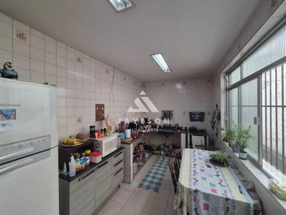 Casa, 4 quartos, 240 m² - Foto 23