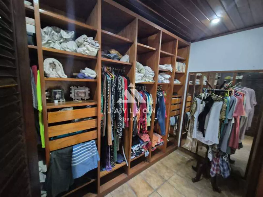 Casa, 4 quartos, 240 m² - Foto 29