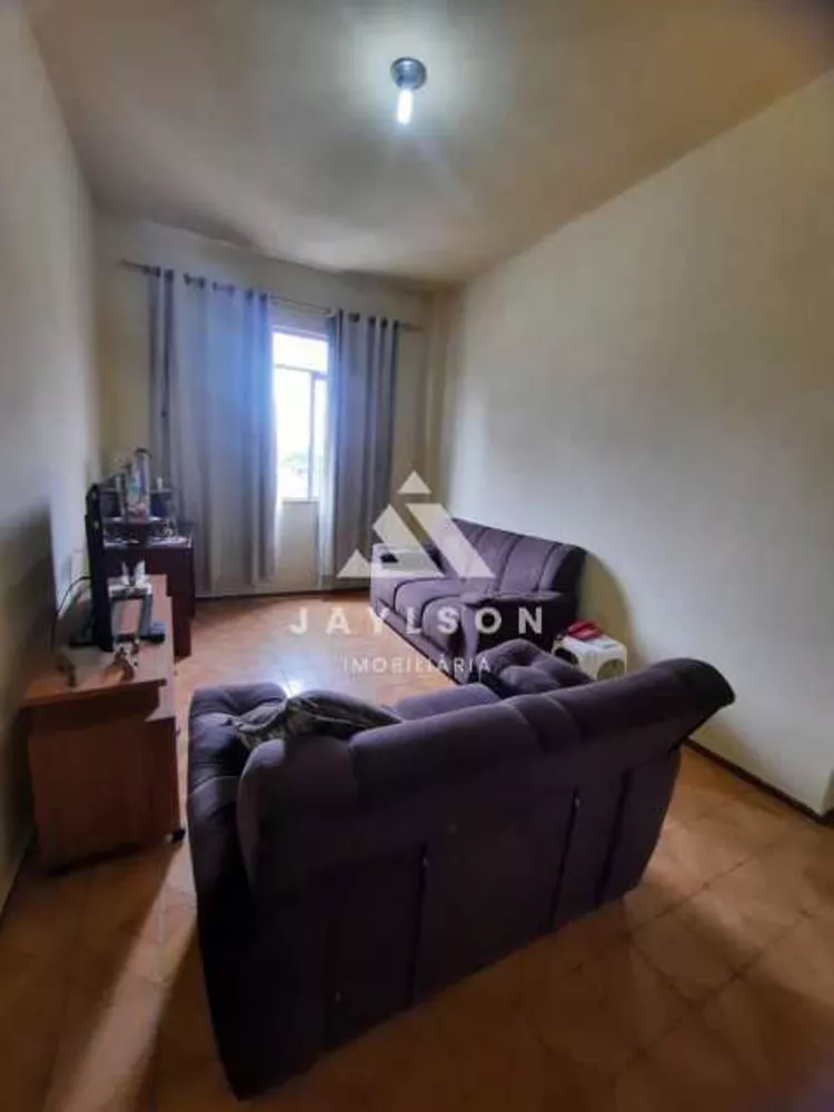 Apartamento à venda com 2 quartos, 70m² - Foto 1