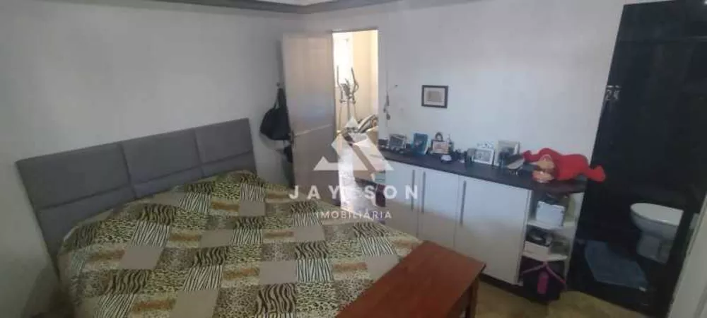 Casa, 4 quartos, 300 m² - Foto 9