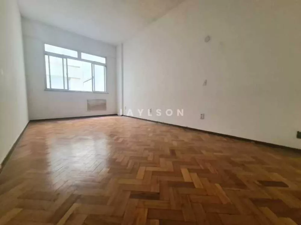 Apartamento à venda com 1 quarto, 31m² - Foto 3