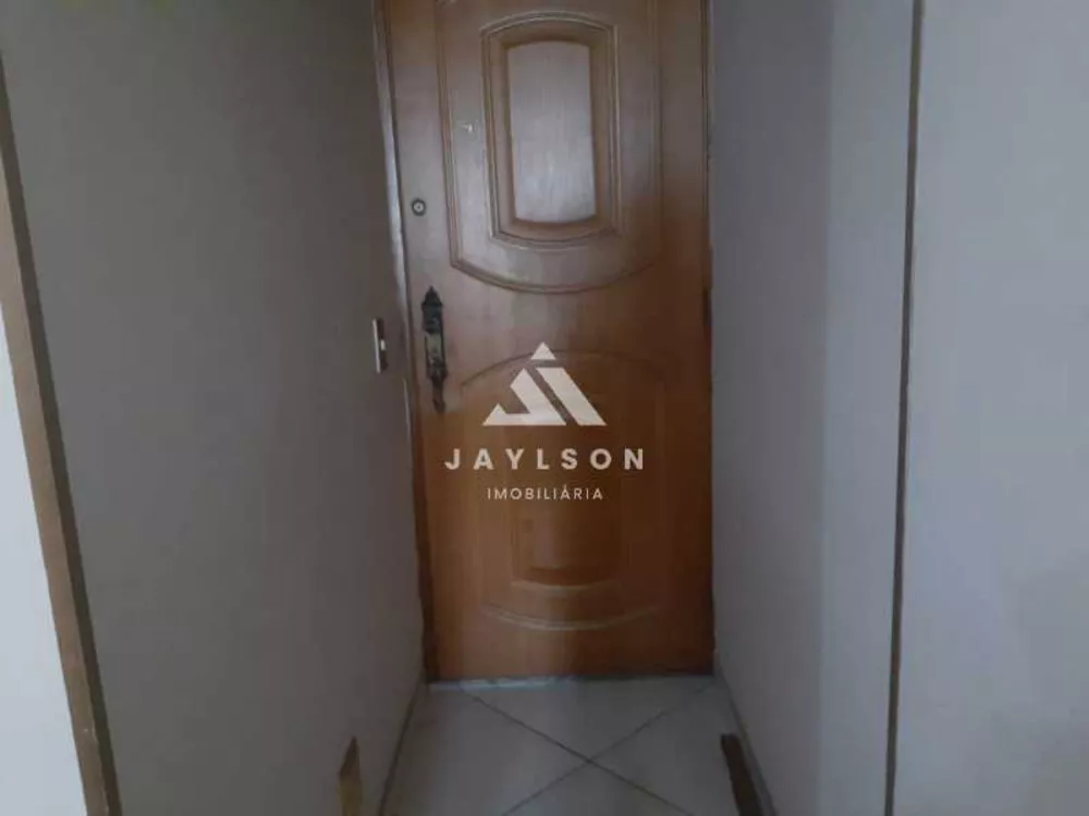 Apartamento à venda com 2 quartos, 64m² - Foto 4