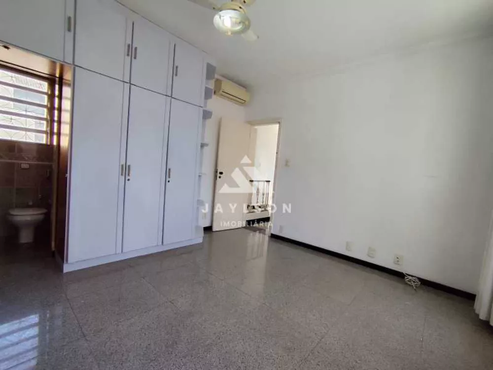 Casa, 4 quartos, 255 m² - Foto 2