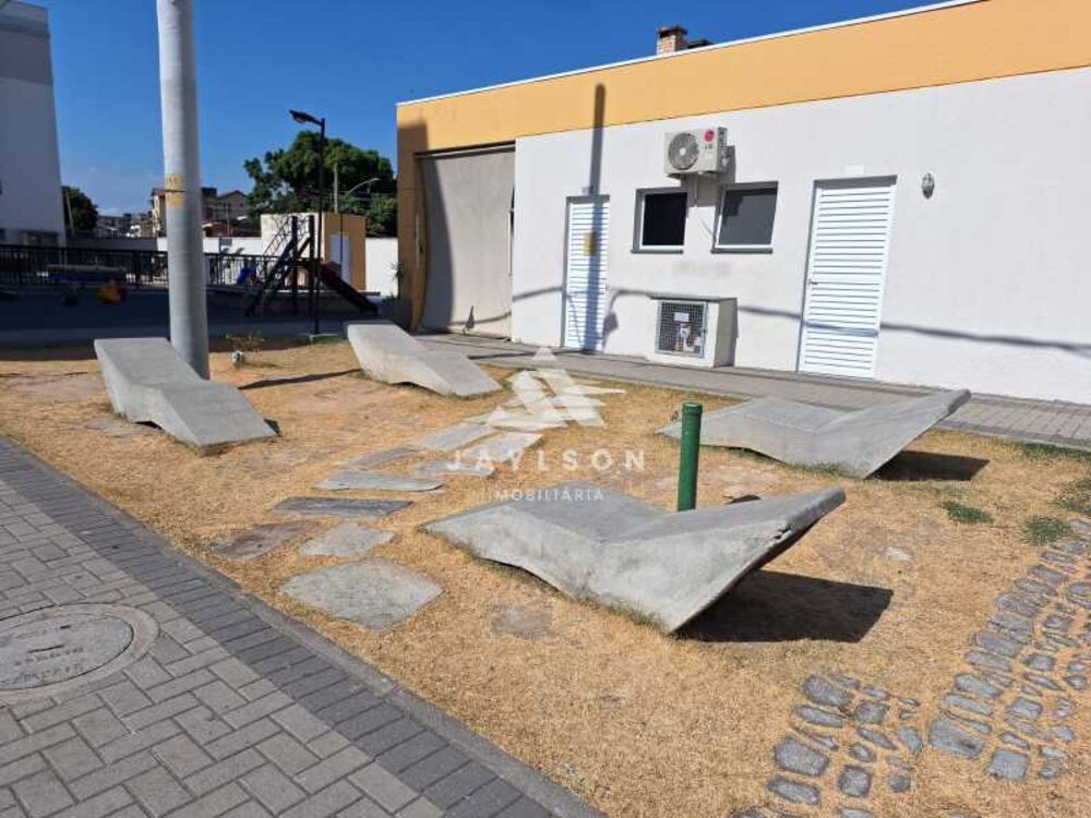 Apartamento à venda com 2 quartos, 44m² - Foto 21