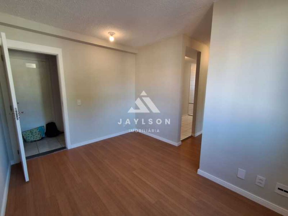 Apartamento à venda com 2 quartos, 44m² - Foto 3