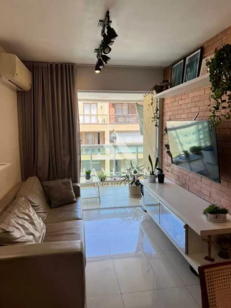 Cobertura, 4 quartos, 196 m² - Foto 2